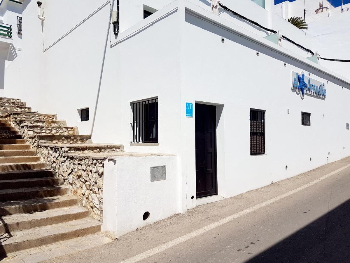 Apartamentos El Arrecife كونيل ذي لا فرونتيرا المظهر الخارجي الصورة