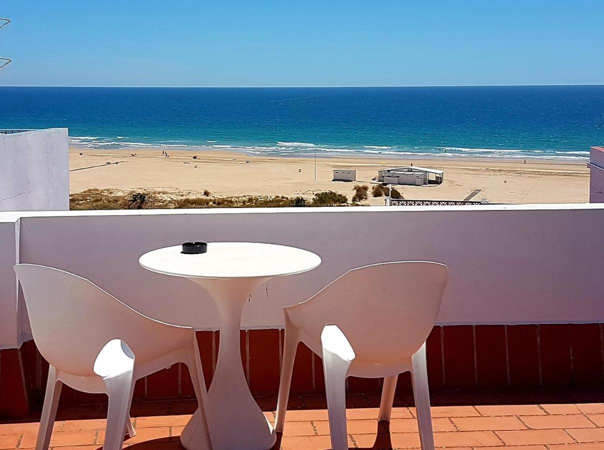 Apartamentos El Arrecife كونيل ذي لا فرونتيرا المظهر الخارجي الصورة
