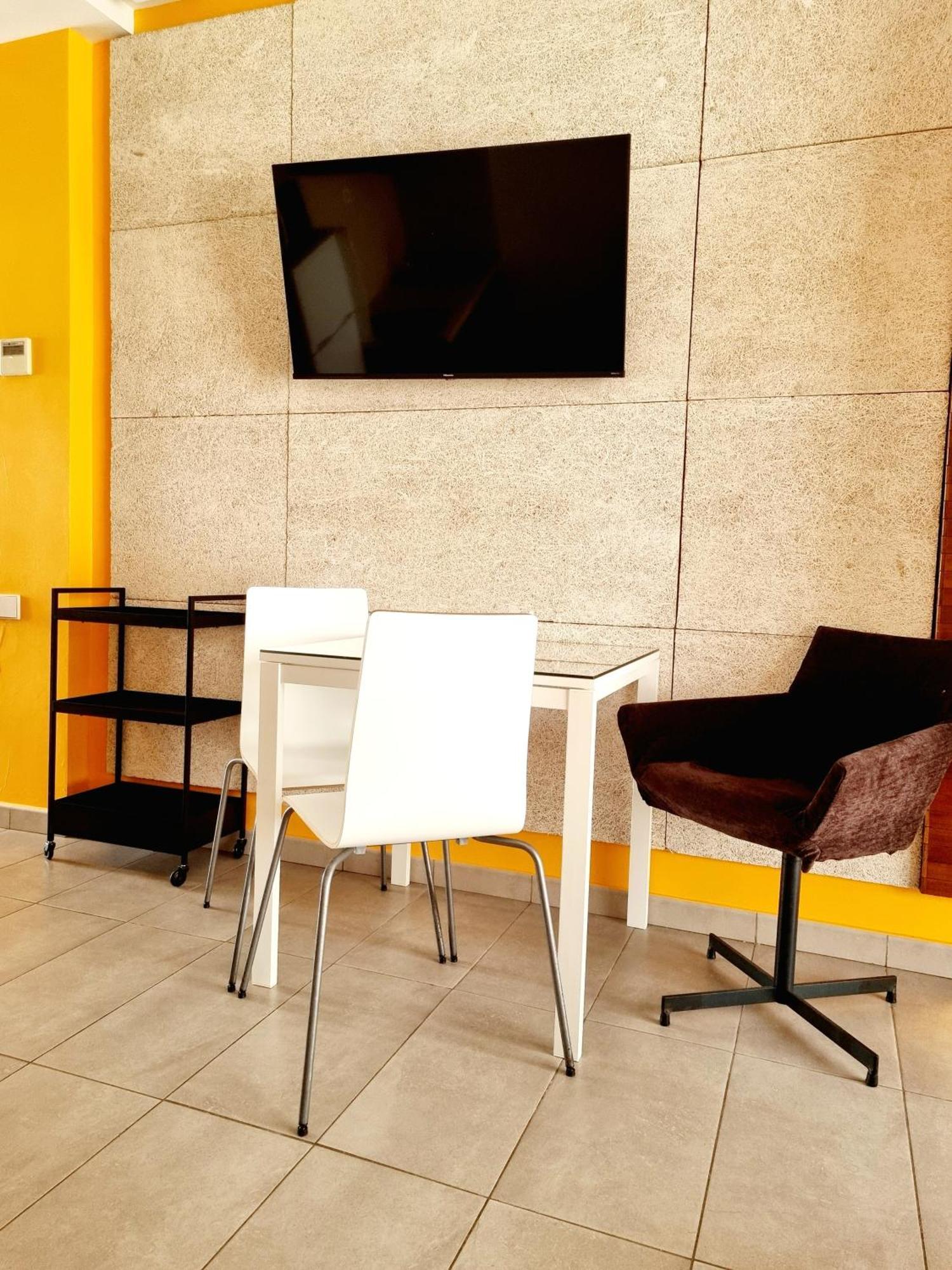 Apartamentos El Arrecife كونيل ذي لا فرونتيرا المظهر الخارجي الصورة